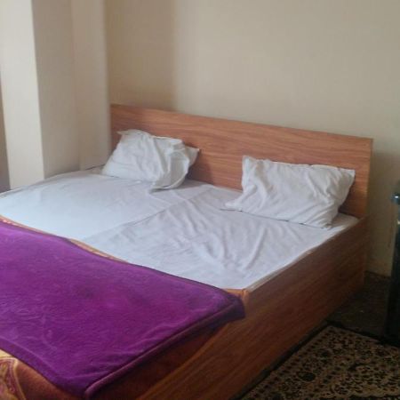 Hotel Sunrise Шилонг Екстериор снимка