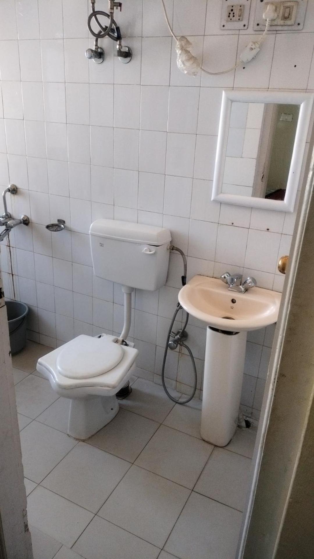 Hotel Sunrise Шилонг Екстериор снимка